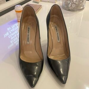 Manolo blahnik steel gray shoes